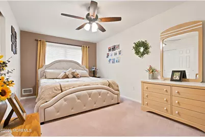 6 Drift Road, Freehold, NJ 07728 - Photo 43