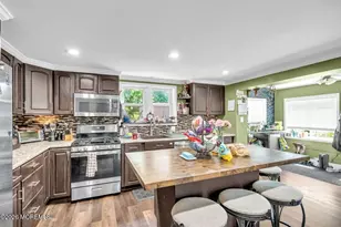 831 Palmer Ave, Holmdel, NJ 07733 - Photo 5