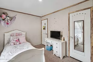 32 Bayshore Mobile Manor, Hazlet Township, NJ 07730 - Photo 9