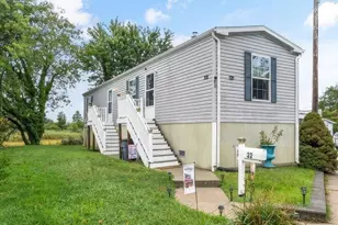 32 Bayshore Mobile Manor, Hazlet Township, NJ 07730 - Photo 1