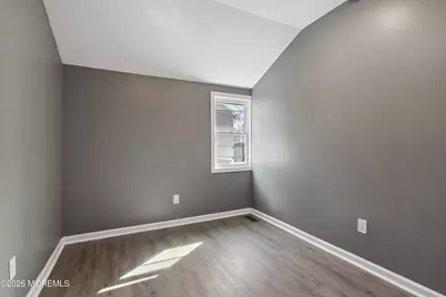 209 Hilltop Boulevard, Keyport, NJ 07735 - Photo 5