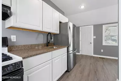 209 Hilltop Boulevard, Keyport, NJ 07735 - Photo 3