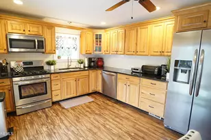65 Hurleys Ln, Middletown, NJ 07738 - Photo 19