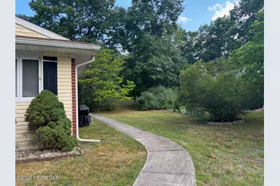 9 Wintergreen Lane #B, Whiting, NJ 08759 - Photo 3
