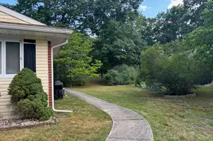 9 Wintergreen Ln, Whiting, NJ 08759 - Photo 3
