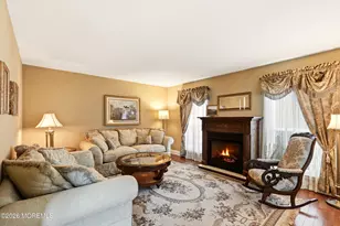 62 Heritage Dr, Howell Township, NJ 07731 - Photo 7