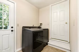 62 Heritage Dr, Howell Township, NJ 07731 - Photo 23