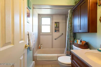 40 Highland Avenue, Hazlet Township, NJ 07730 - Photo 17