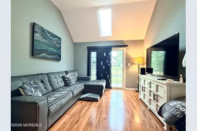 15 Cummings Court, Freehold, NJ 07728 - Photo 11