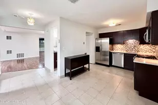 15 Cummings Ct, Freehold, NJ 07728 - Photo 13