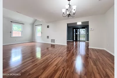 15 Cummings Court, Freehold, NJ 07728 - Photo 5