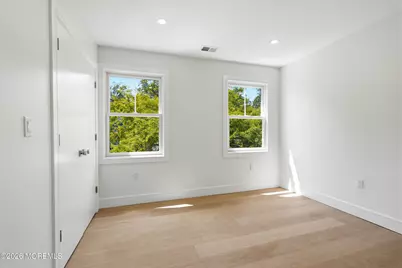 19 Roslyn Drive, Oakhurst, NJ 07755 - Photo 37