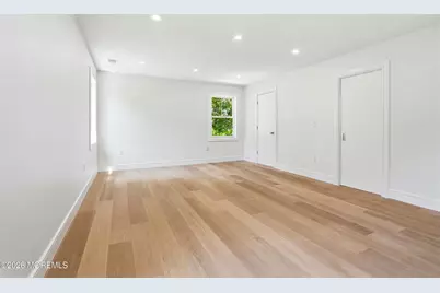 19 Roslyn Drive, Oakhurst, NJ 07755 - Photo 39