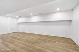 19 Roslyn Dr, Oakhurst, NJ 07755 - Photo 43