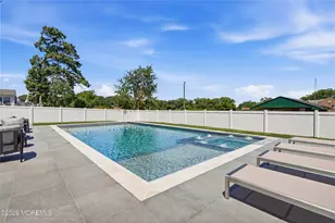 19 Roslyn Dr, Oakhurst, NJ 07755 - Photo 53