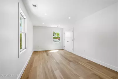 19 Roslyn Drive, Oakhurst, NJ 07755 - Photo 25