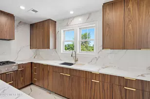 19 Roslyn Dr, Oakhurst, NJ 07755 - Photo 7