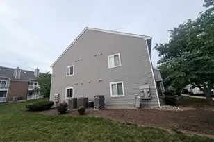 8203 Tamarron Dr, Plainsboro Township, NJ 08536 - Photo 5