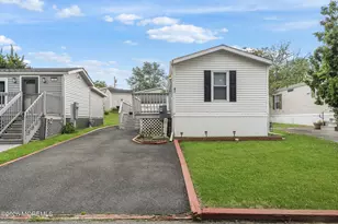 1820 State Route 35, Wall Township, NJ 07719 - Photo 21