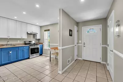 51 Aspen Court, Lakewood, NJ 08701 - Photo 13