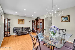 51 Aspen Ct, Lakewood, NJ 08701 - Photo 9