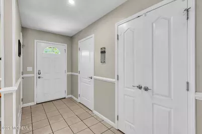 51 Aspen Court, Lakewood, NJ 08701 - Photo 11