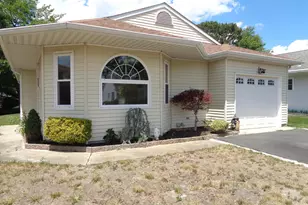 30 Oakengates Dr, Toms River Township, NJ 08757 - Photo 1