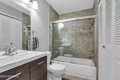 91 Arrowood Road #B, Manalapan Township, NJ 07726 - Photo 11