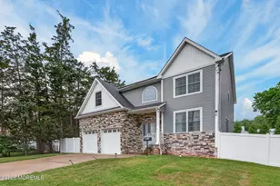 310 Campbell St, Woodbridge Township, NJ 07095 - Photo 3