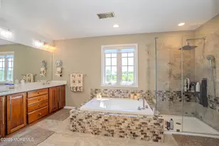 10 Nicole Ct, Freehold, NJ 07728 - Photo 33