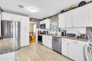 65 Chelsea Dr, Whiting, NJ 08759 - Photo 9