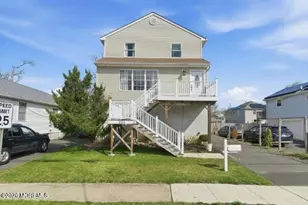 335 Park Ave, Union Beach, NJ 07735 - Photo 7