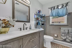 390 Picardy Ct, Lakewood, NJ 08701 - Photo 17