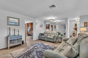 390 Picardy Ct, Lakewood, NJ 08701 - Photo 9