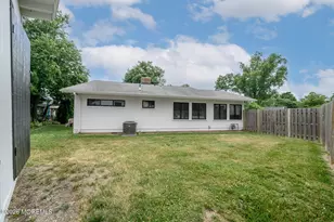 15 Wilson Cir W, Red Bank, NJ 07701 - Photo 29