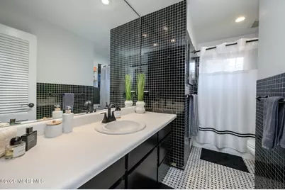 15 Wilson Circle W, Red Bank, NJ 07701 - Photo 17