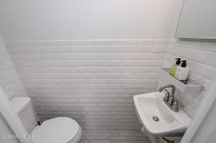 15 Wilson Cir W, Red Bank, NJ 07701 - Photo 11
