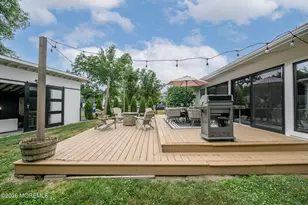 15 Wilson Cir W, Red Bank, NJ 07701 - Photo 21