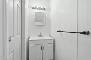 308 Cutty Ct, Toms River Township, NJ 08753 - Photo 17