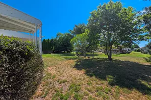 7 Pavilion St, Toms River Township, NJ 08757 - Photo 15