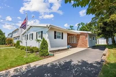 803 Trenton Avenue, Point Pleasant Beach, NJ 08742 - Photo 3