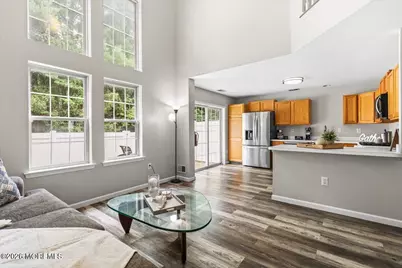 10 Pennsbury Way, East Brunswick Township, NJ 08816 - Photo 15