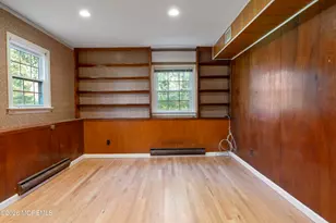 2 Sweet Briar Ln, Holmdel, NJ 07733 - Photo 29