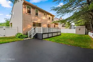 29 Enclosure Dr, Morganville, NJ 07751 - Photo 33