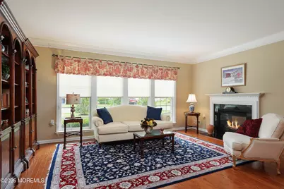 1 E Chatsworth Lane, Farmingdale, NJ 07727 - Photo 9