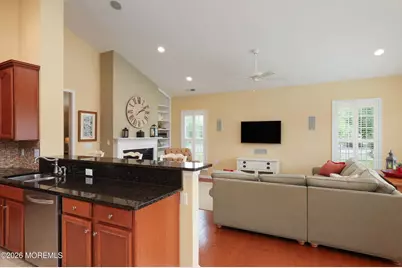 1 E Chatsworth Lane, Farmingdale, NJ 07727 - Photo 15