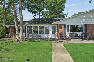 603A Lake Point Dr, Lakewood, NJ 08701 - Photo 3