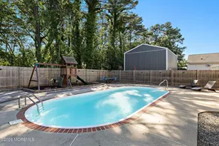 195 S Lakeshore Dr, Manahawkin, NJ 08050 - Photo 45
