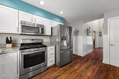 195 S Lakeshore Drive, Manahawkin, NJ 08050 - Photo 15