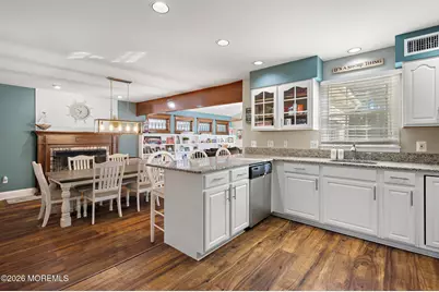 195 S Lakeshore Drive, Manahawkin, NJ 08050 - Photo 13